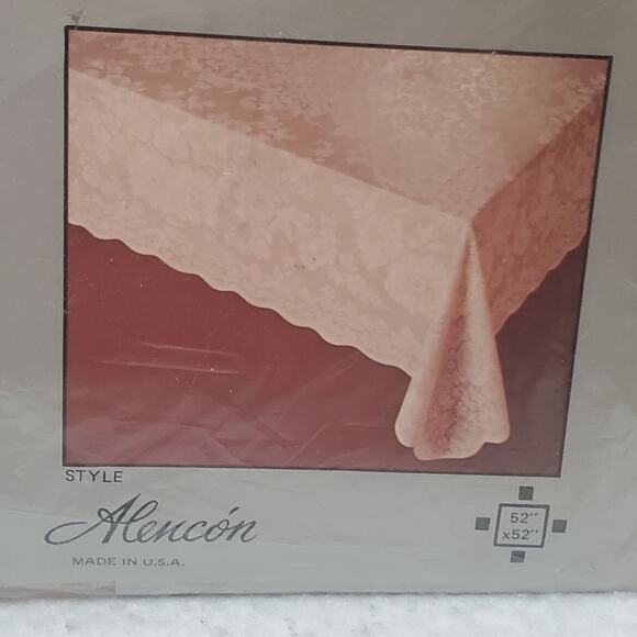 Vintage LCI Industries Vynet Lace Look Vinyl Tablecloth Alencon 52" x 52" Square - Picture 4 of 7